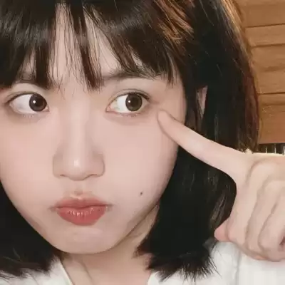 卢浅伽